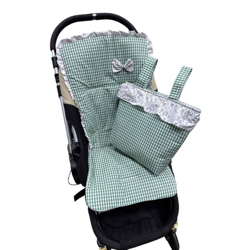 Pack de colchoneta recta y talega a juego para silla de paseo, con medida de 80 x 42 cm.